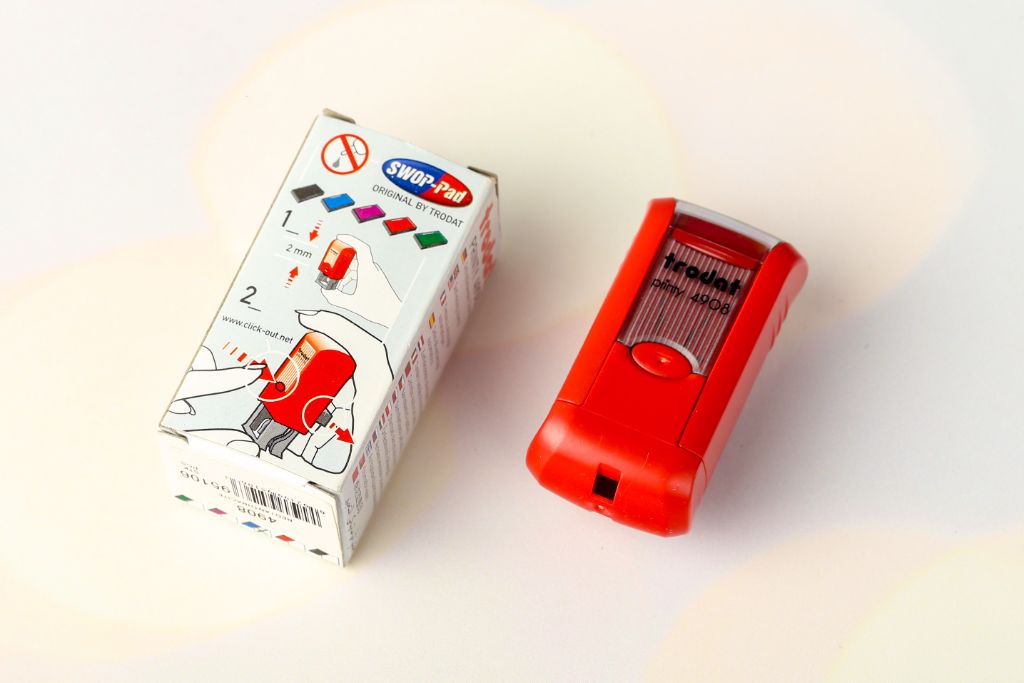 Trodat Printy 4908 — mini pocket stamp 15×7 mm, red, SWOP-Pad, white box